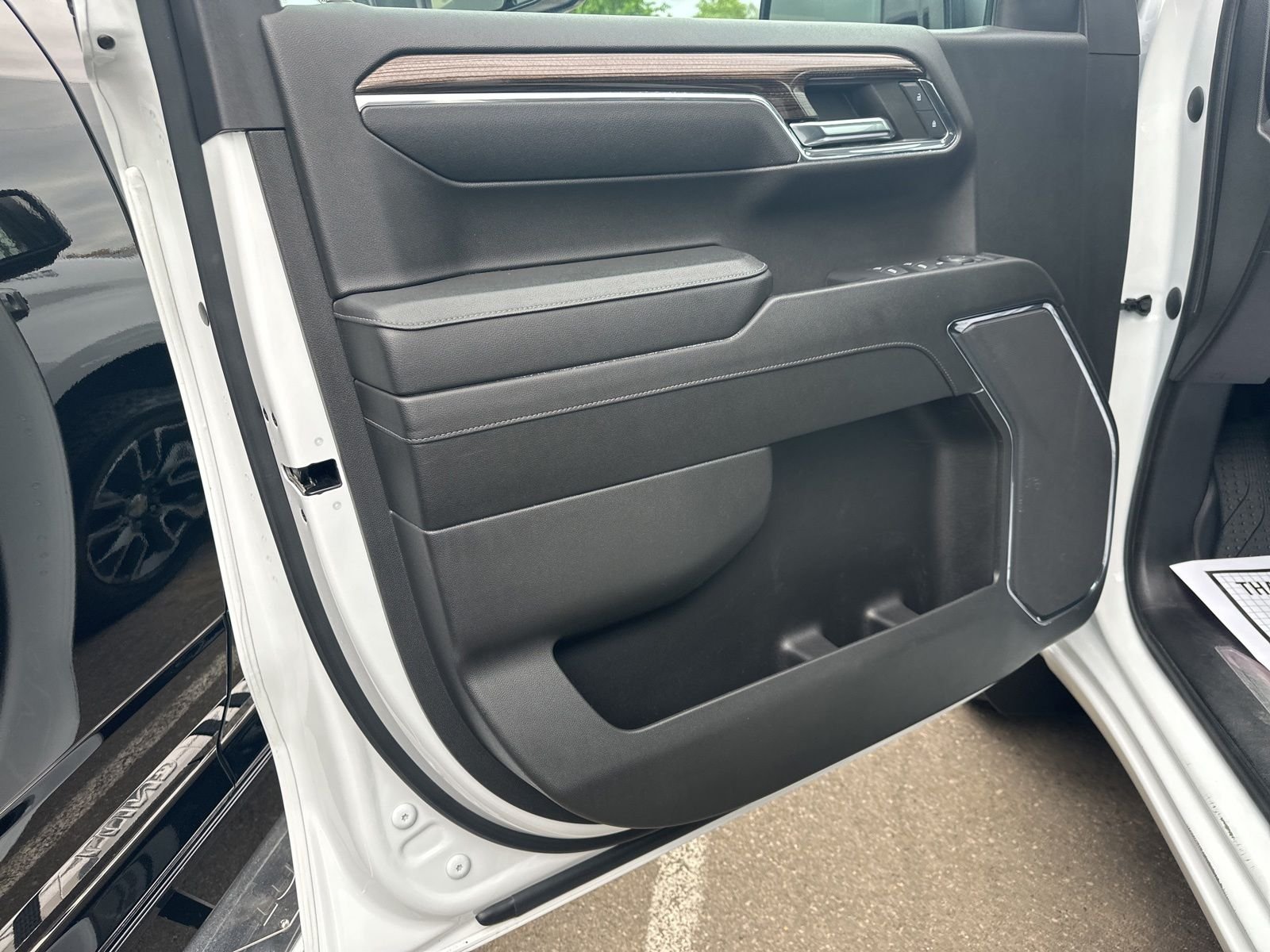 Used 2023 White Chevrolet LT image 16