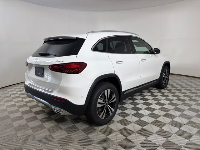 New 2026 Polar White Mercedes-Benz GLA 250 image 7