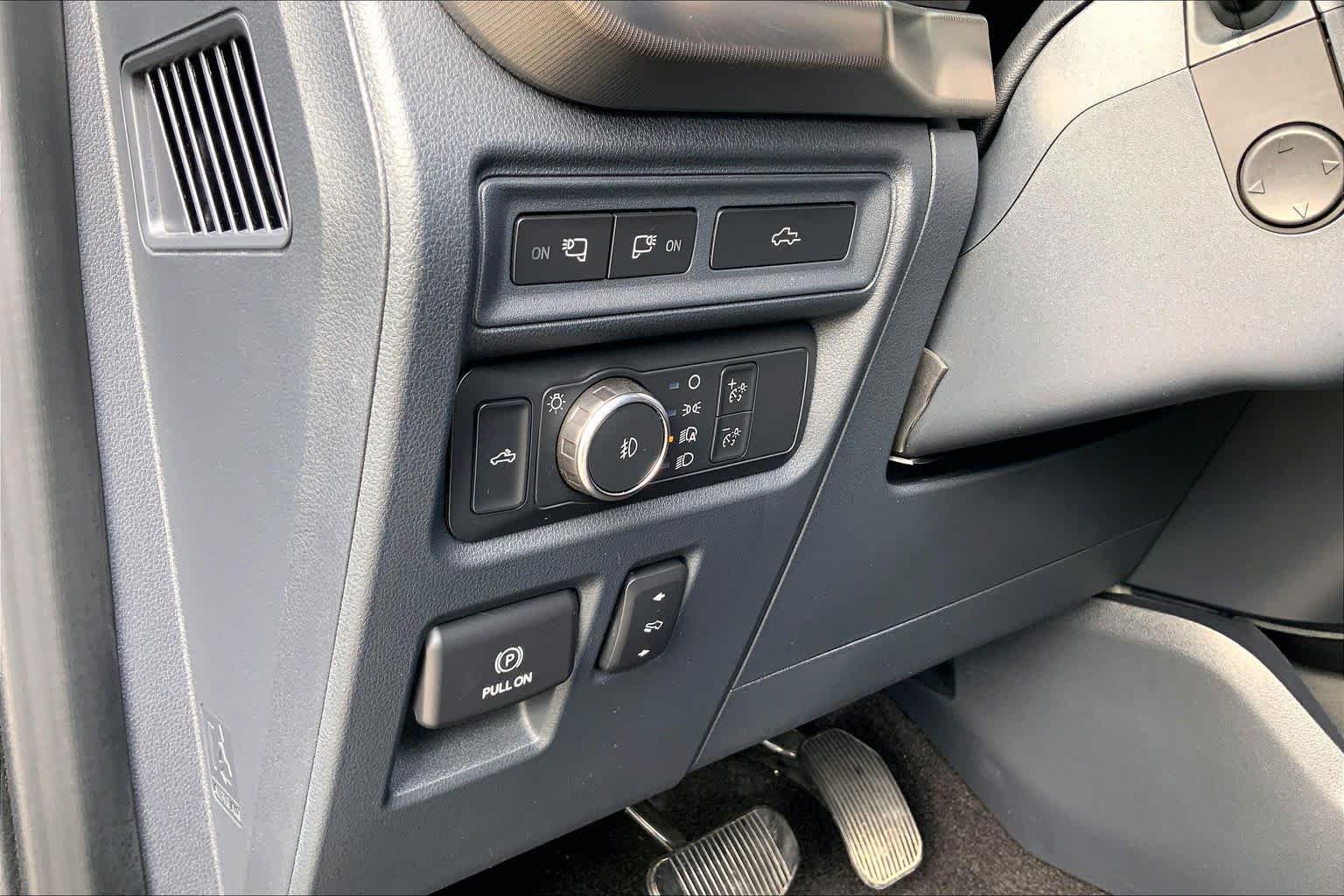 Used 2022 Agate Black Metallic Ford Raptor image 31