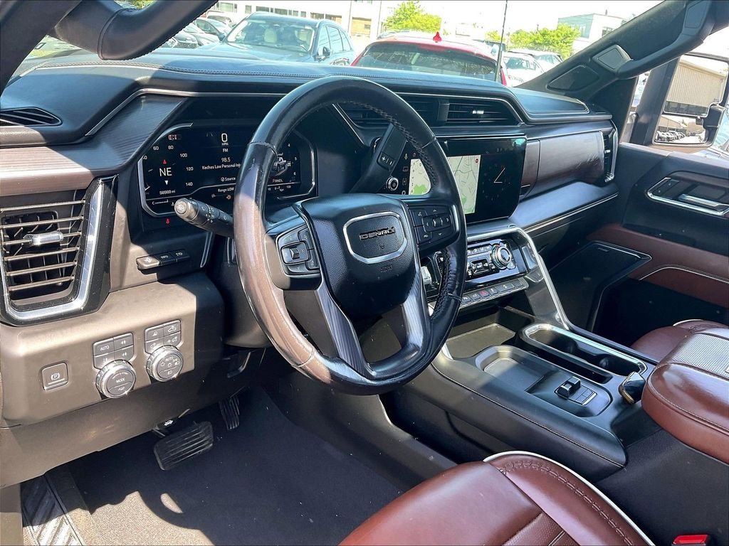 Used 2024 Silver GMC Denali Ultimate image 8