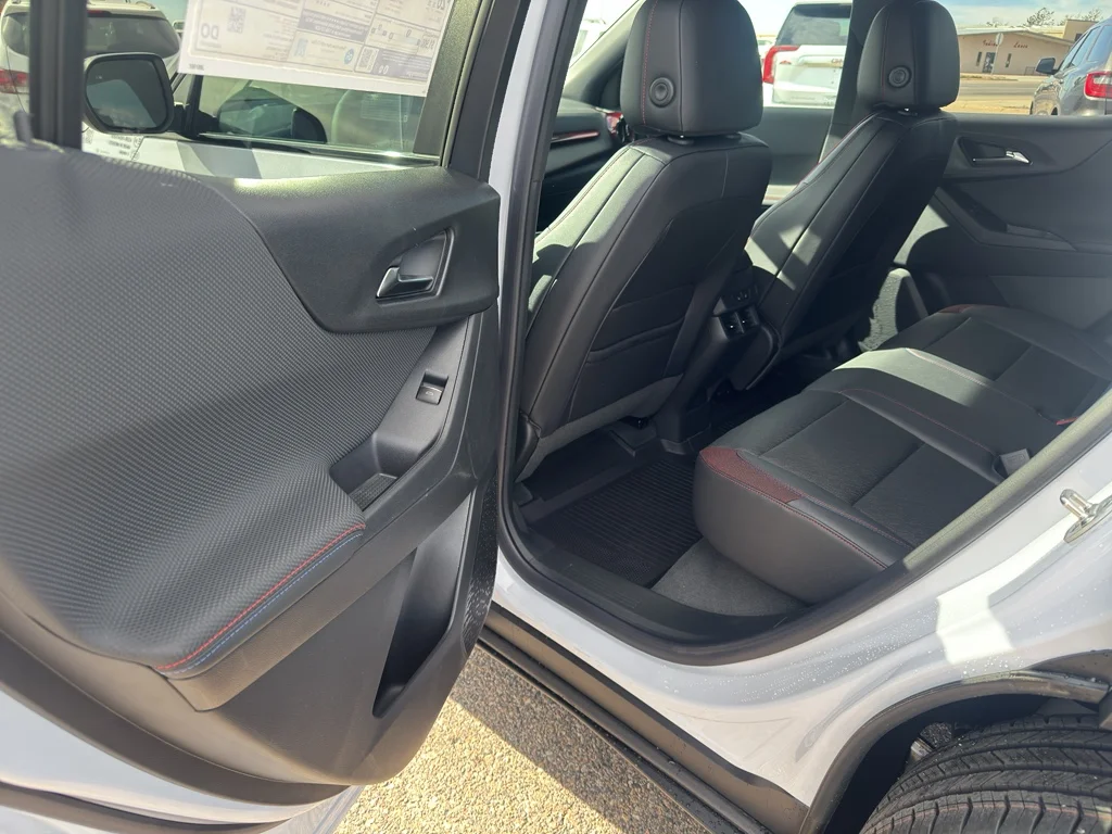 2026 Chevrolet Equinox RS - Photo 13