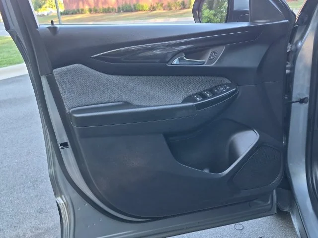 Used 2025 Gray Chevrolet LT image 30