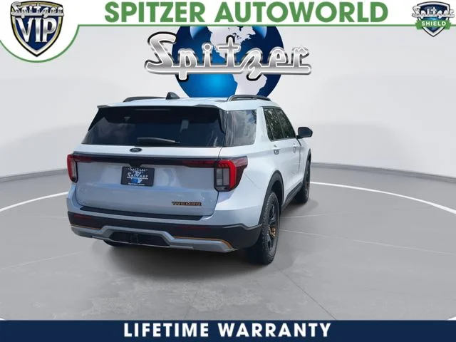 New 2026 Space White Metallic Ford Tremor® image 36