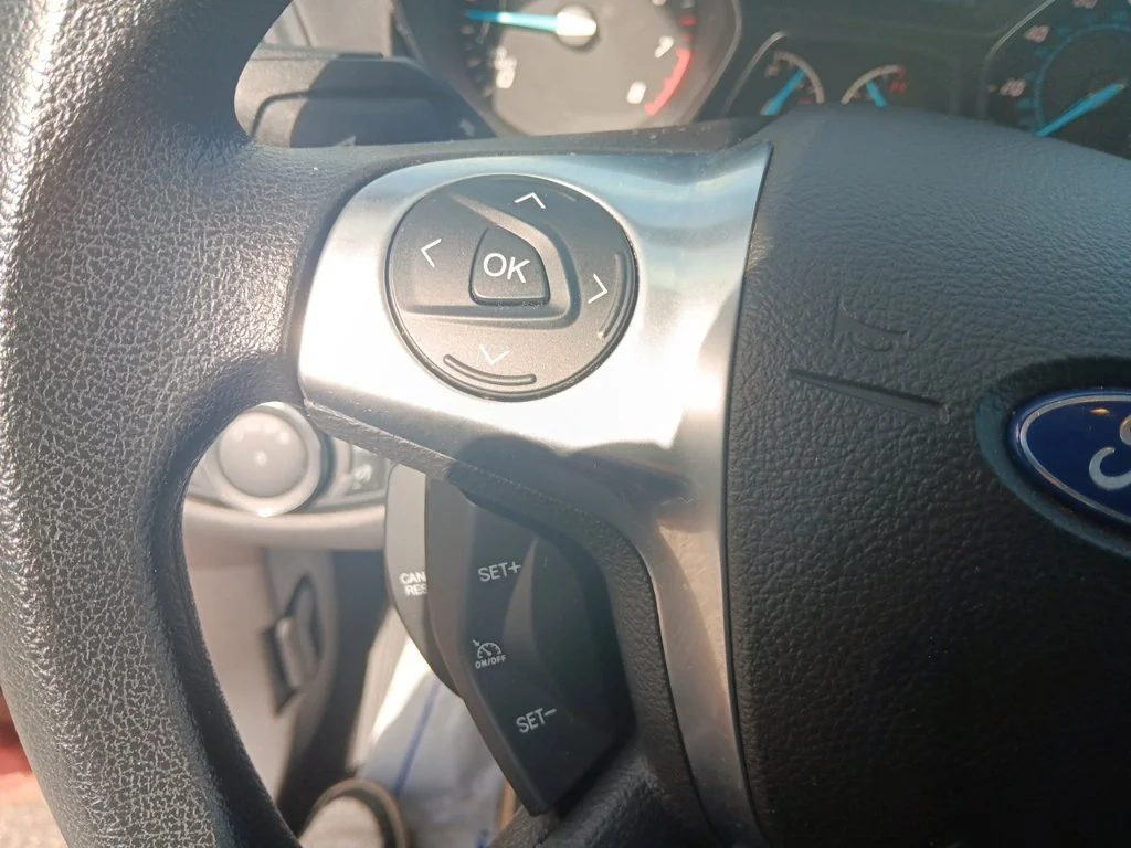 Used 2015 Sunset Ford SE image 18