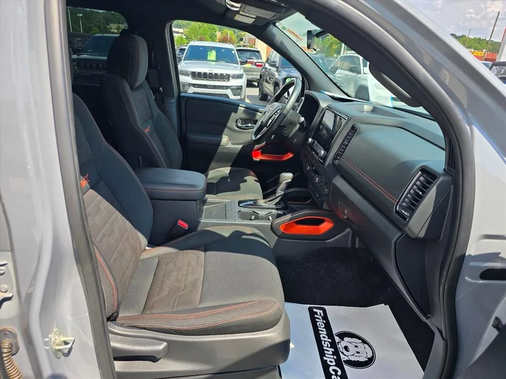 Used 2022 Gray Nissan PRO-X image 12