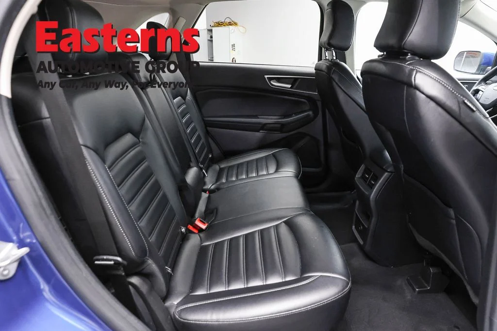 Used 2023 Blue Ford SEL image 23