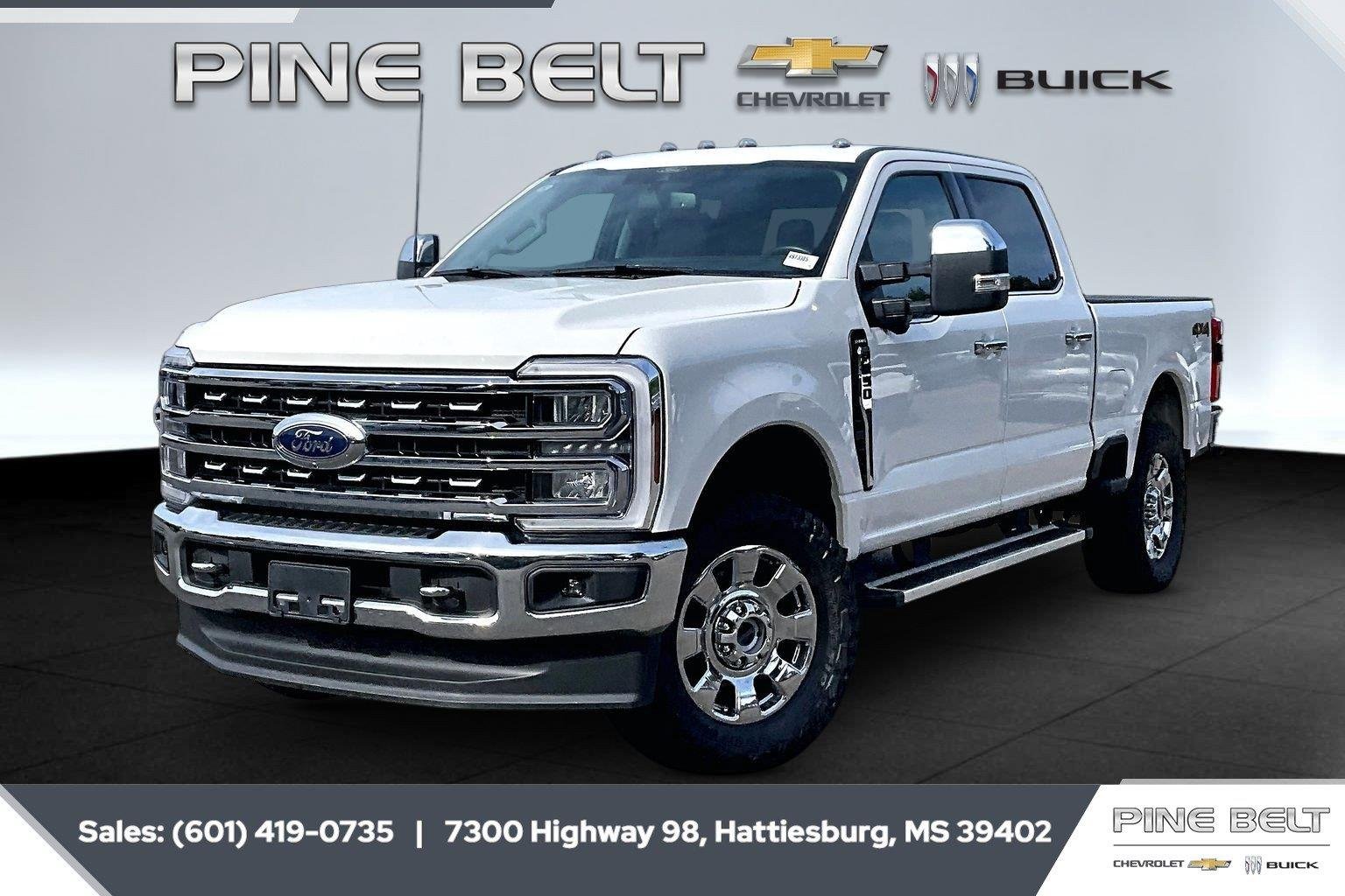 Used 2024 White Ford XL image 11
