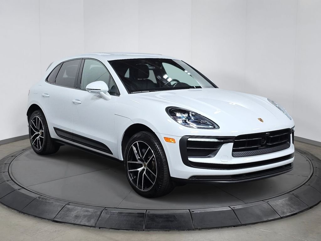 Certified Used 2026 White Porsche  image 9