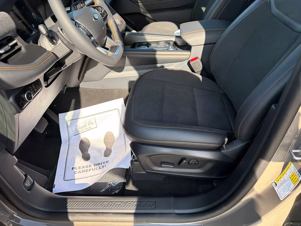 New 2026 Gray Ford Tremor image 19