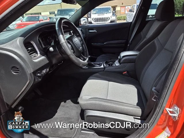 Used 2022 Orange Dodge SXT image 5
