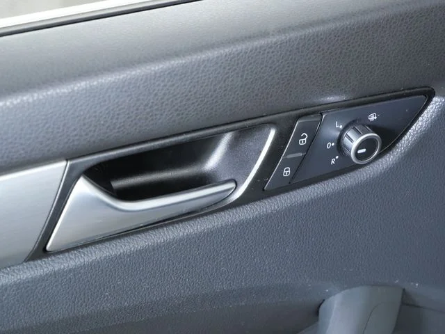 Used 2014 Gray Volkswagen TDI SE image 19