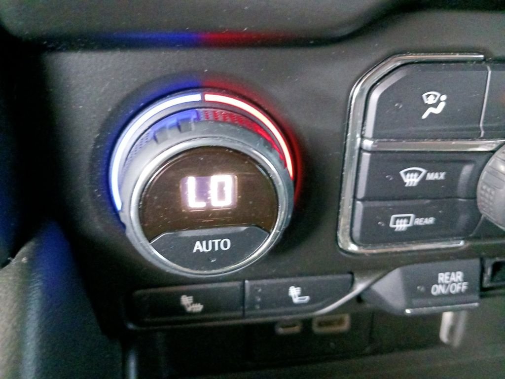 Used 2021 Black Chevrolet LT image 25