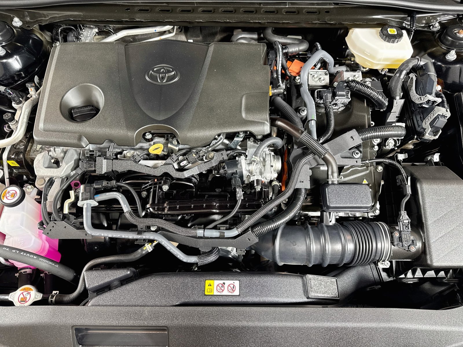 Used 2025 Midnight Black Metallic Toyota SE image 27