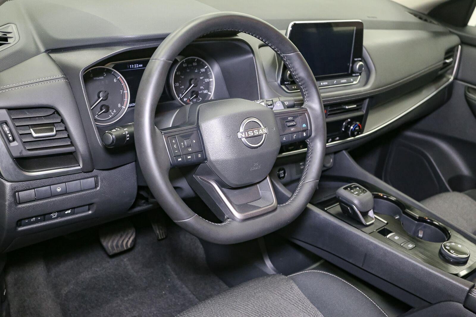 Used 2026 Super Black Nissan SV image 22