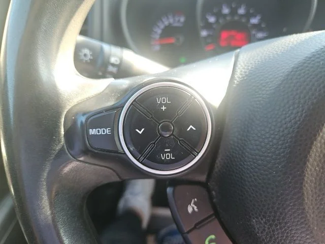 Used 2015 Yellow Kia Plus image 17