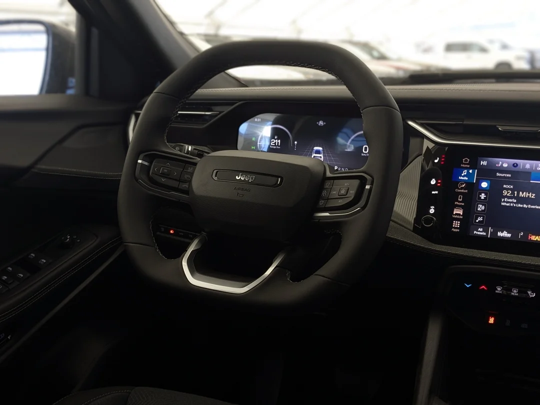 New 2026 Silver Jeep Laredo - - 4x4 - 1.6L Turbo Hybrid - Uconnect 5 w/ 12.3 Screen & More! image 16