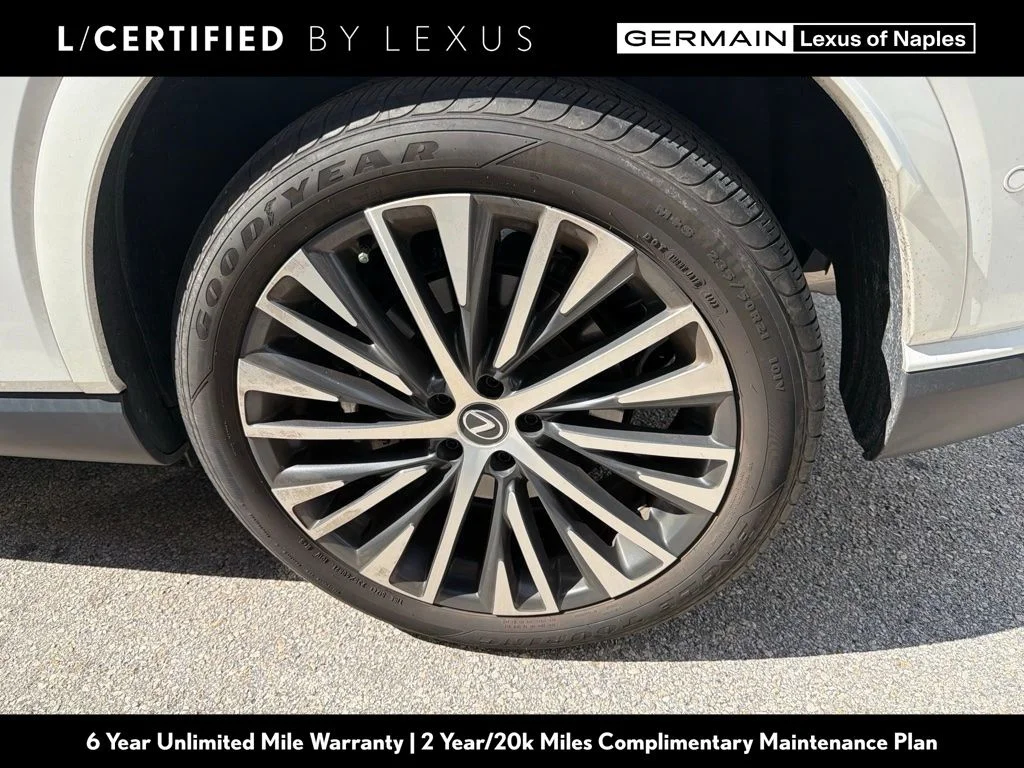 Used 2024 White Lexus 350 Premium Plus image 1