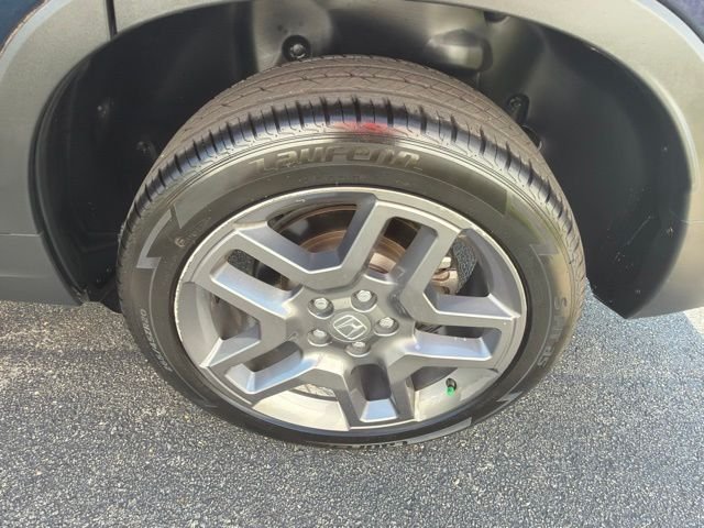 Used 2022  Honda EX-L image 6