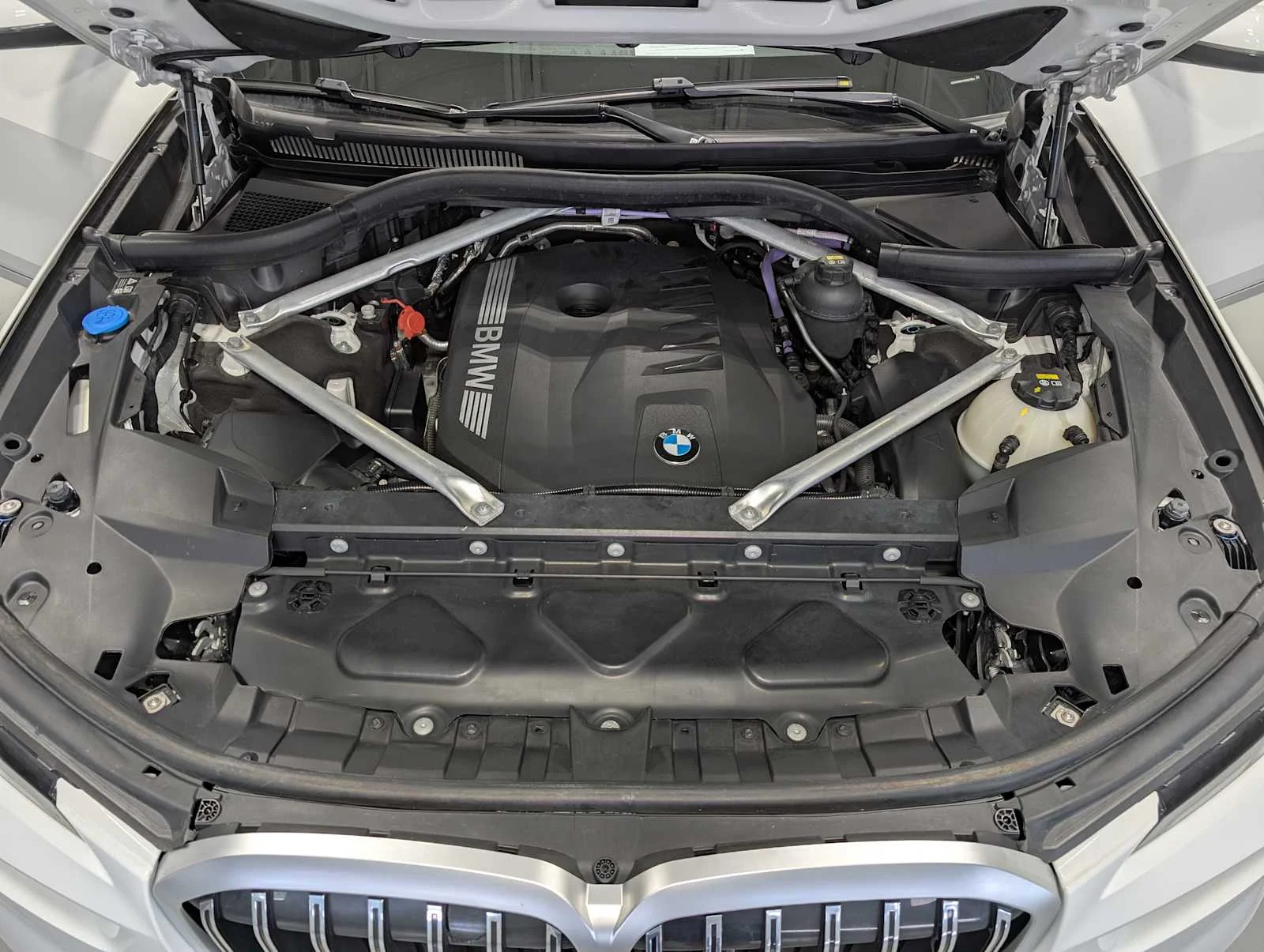 Used 2023 Alpine White BMW xDrive40i image 14