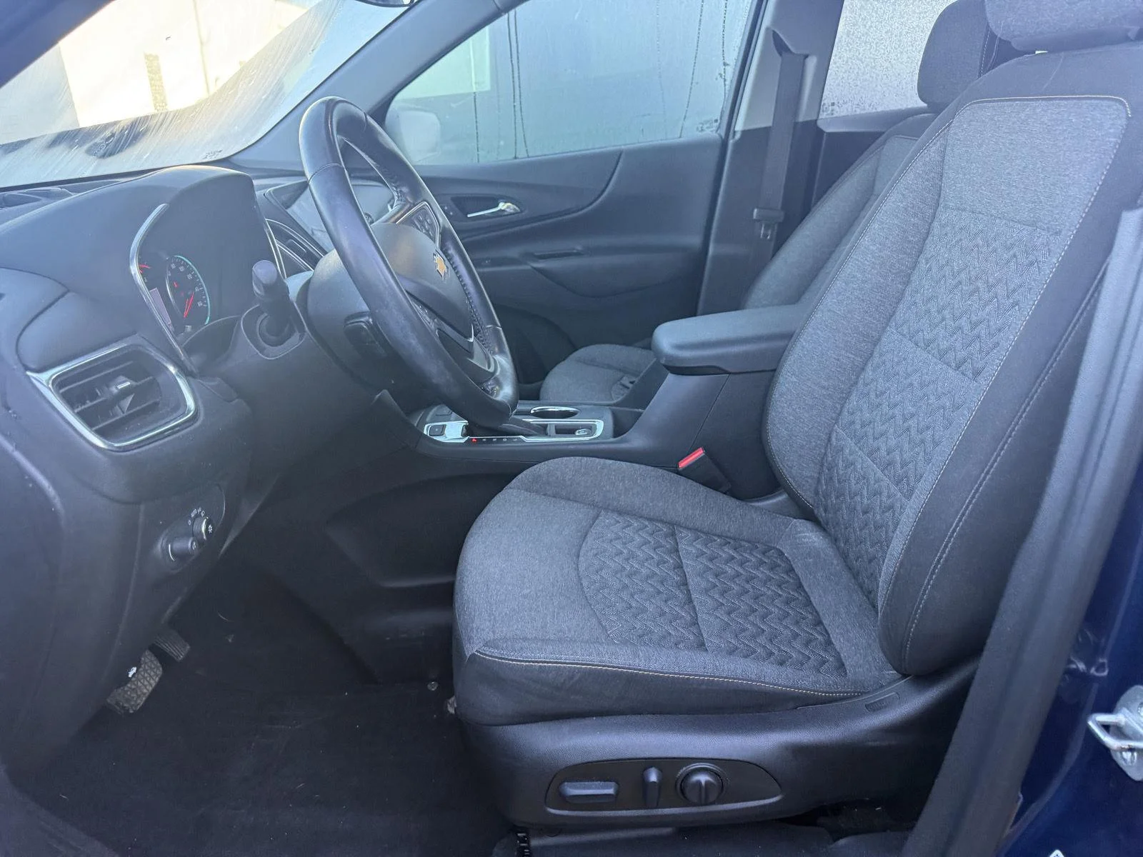 Used 2022 Blue Glow Metallic Chevrolet LT image 7