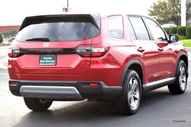 2025 Honda Pilot EX-L - Photo 23