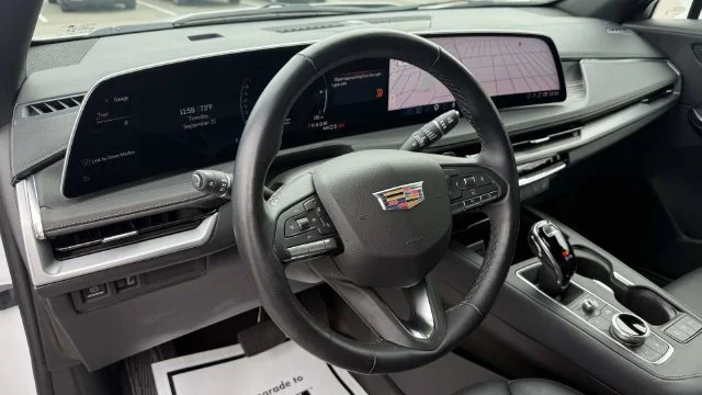 Certified Used 2025 Crystal White Tricoat Cadillac Premium Luxury image 12