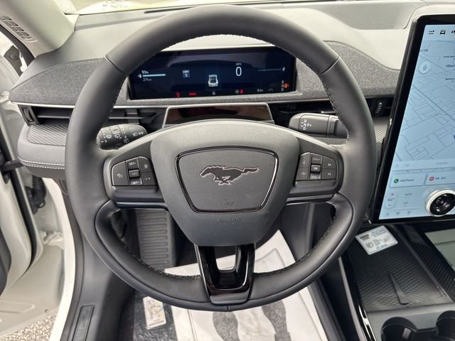 New 2026 Star White Metallic Tri-coat Ford Premium image 48