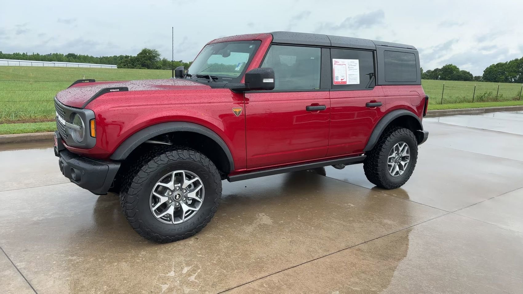 Used 2025 Ruby Red Metallic Ford Badlands image 4
