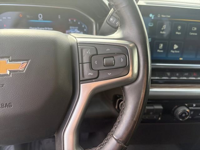 Used 2024 Summit White Chevrolet LT image 8