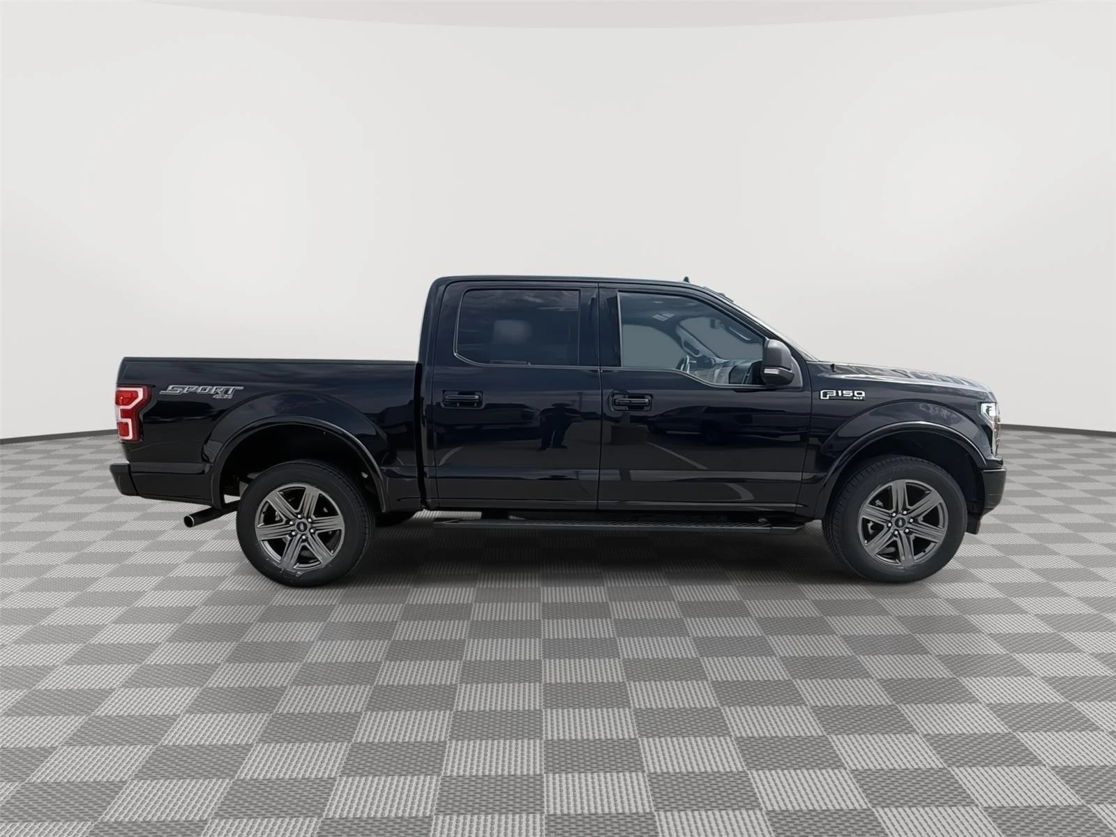 Used 2020 Agate Black Ford XLT image 6
