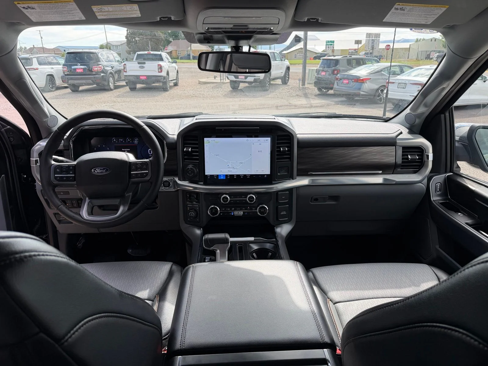 Used 2025 Black Ford Lariat image 28