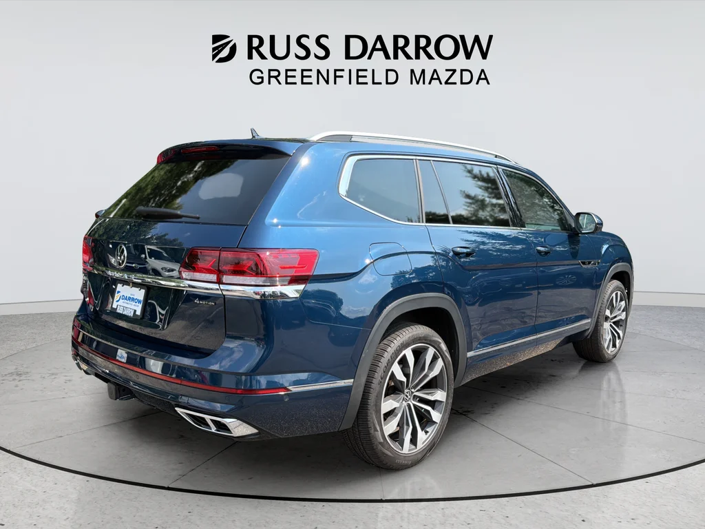 Used 2023  Volkswagen 3.6L V6 SEL Premium R-Line image 5