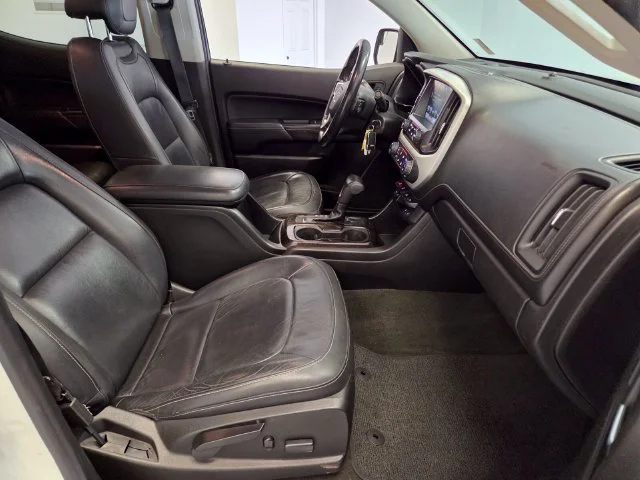 Used 2016 SUMMIT WHITE GMC 4WD SLT image 17