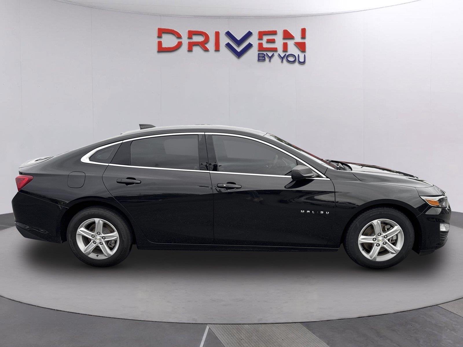 Used 2022 MOSAIC BLACK METALLIC Chevrolet LS image 3