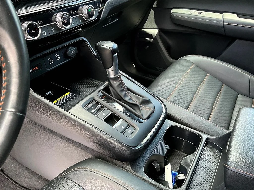 Used 2024 Urban Gray Pearl Honda Sport Touring image 18