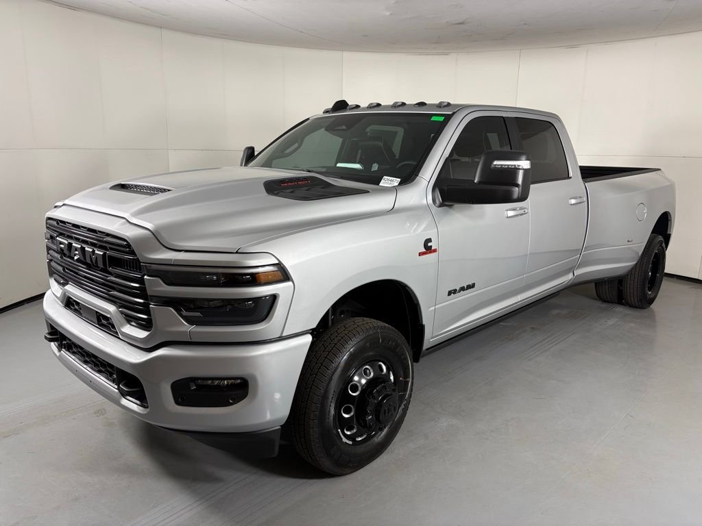 New 2026 Silver-Zynith Exterior Paint RAM Laramie image 4