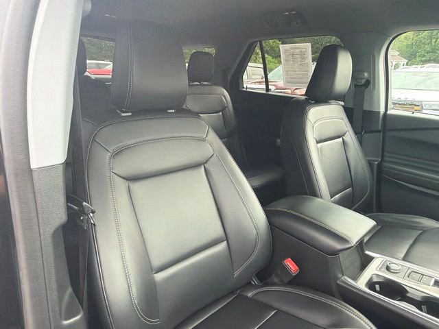 Used 2023 Black Ford XLT image 31