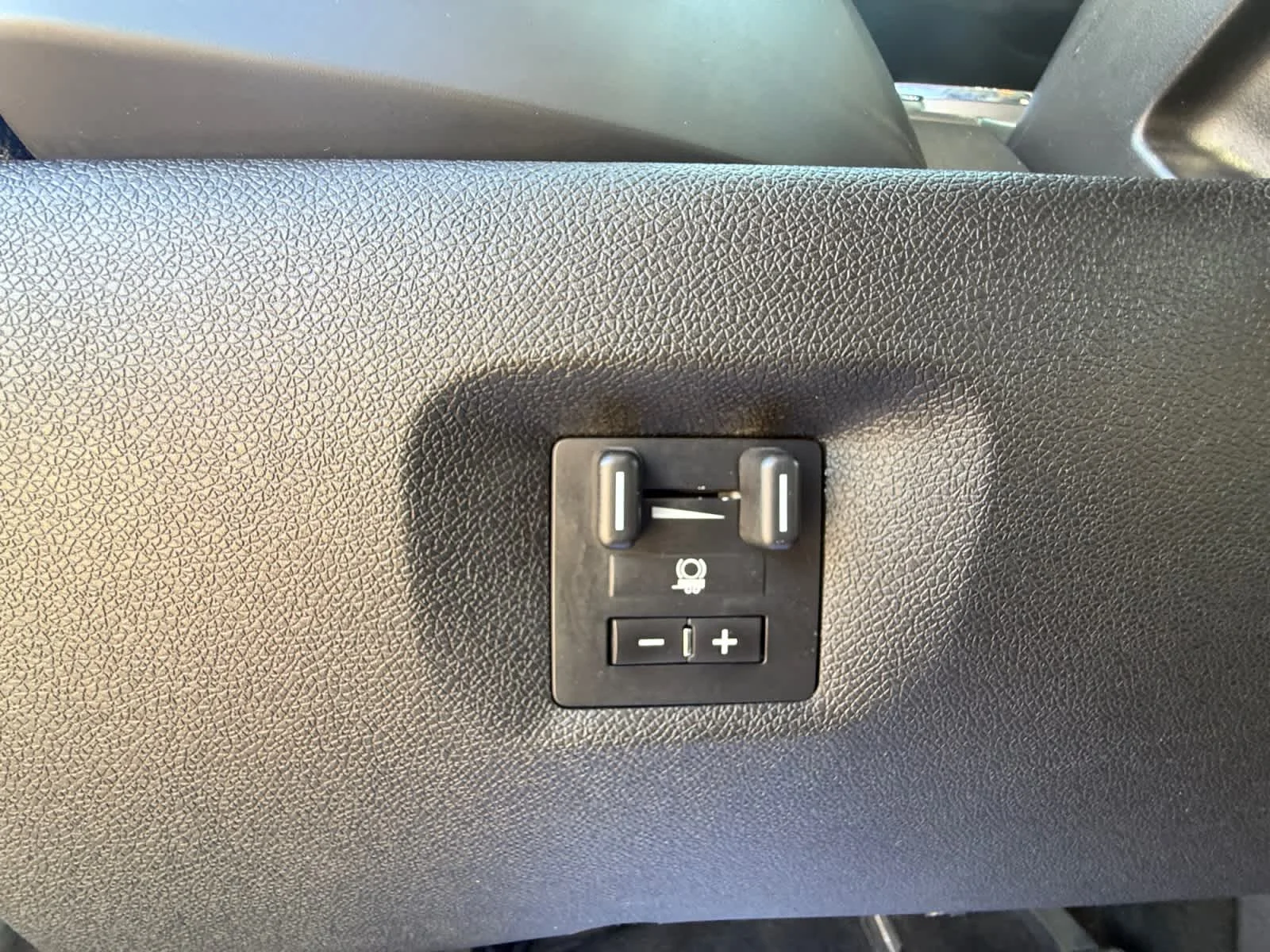 Used 2012 Summit White Chevrolet LT image 24