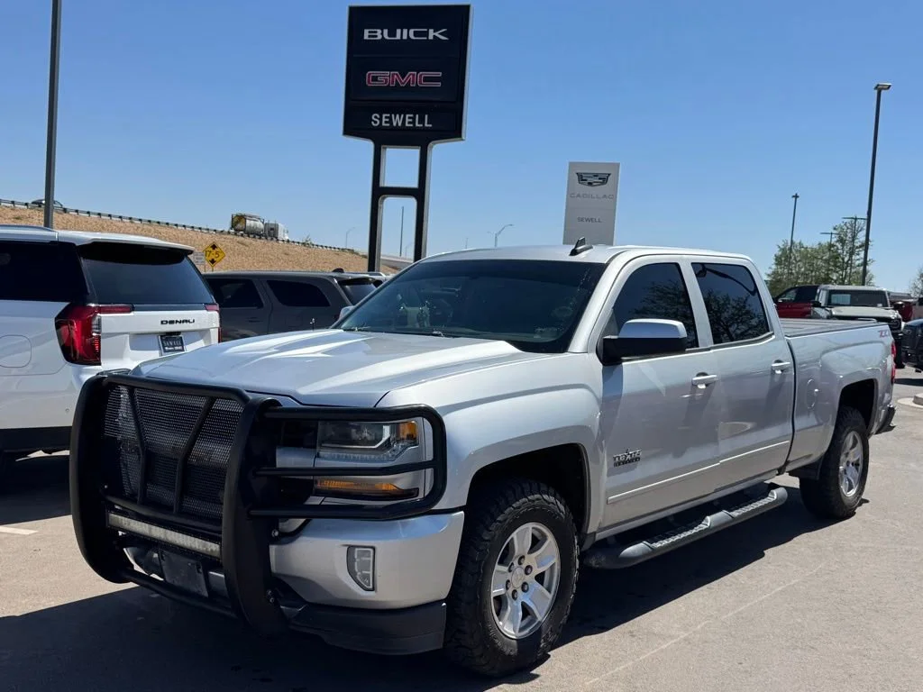 2018 Chevrolet Silverado 1500 LT Z71 4X4 Crew Cab Standard Box's photo