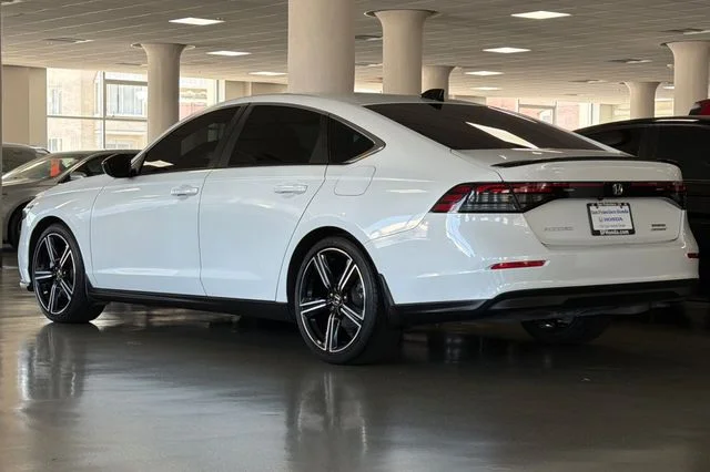 Certified Used 2024 Platinum White Pearl Honda Sport image 10