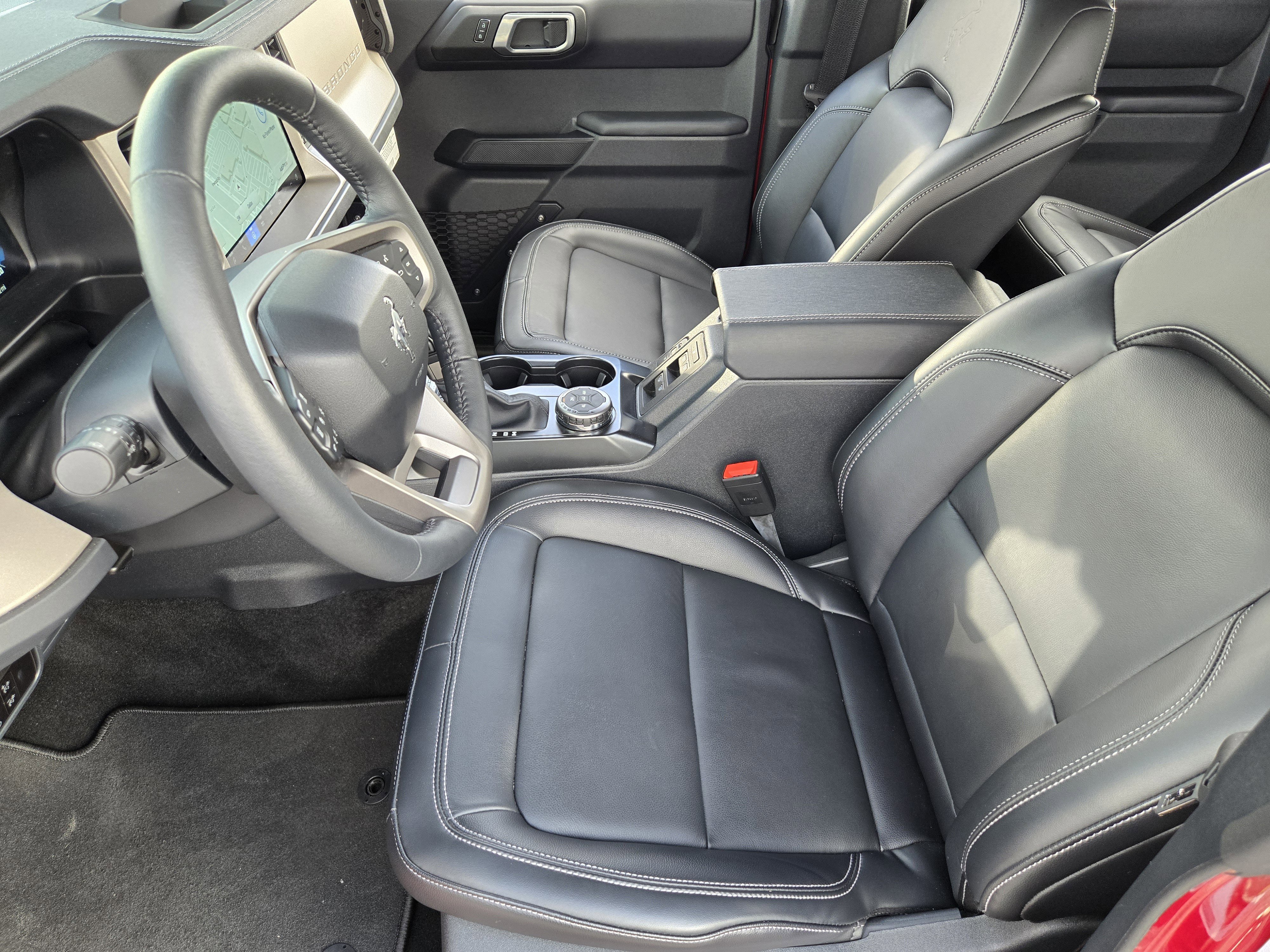 New 2026 Ruby Red Metallic Tntd Clearcoat Ford Outer Banks image 8