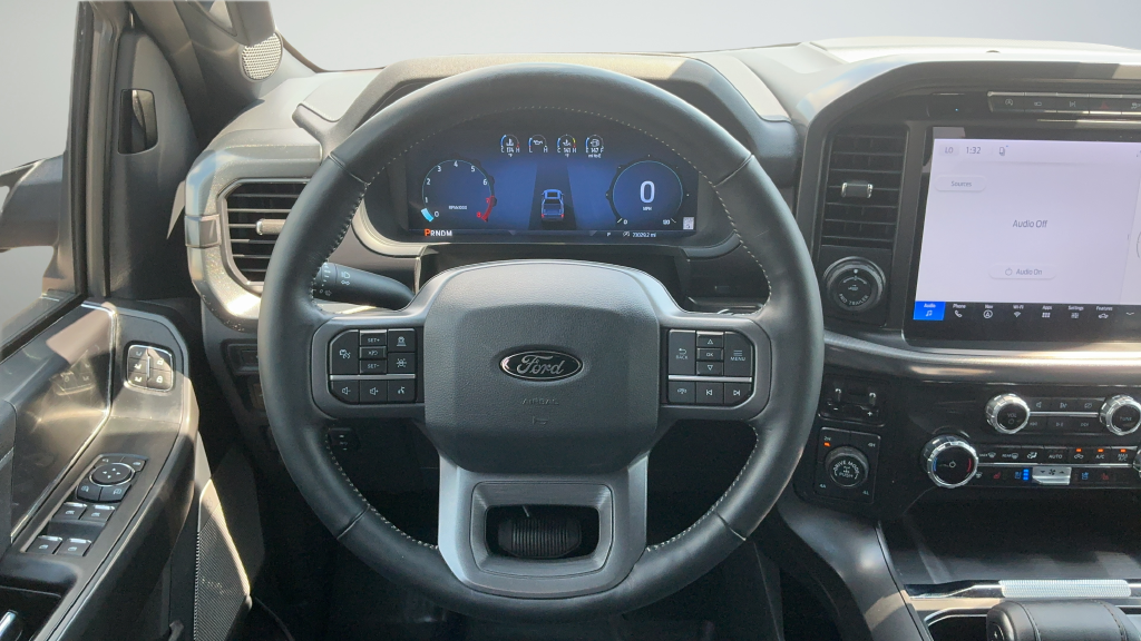 Used 2024 Gray Ford Lariat image 9