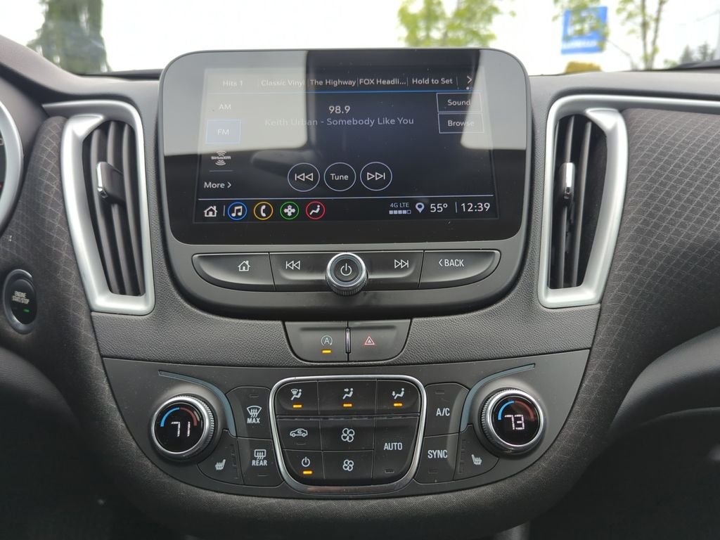 Used 2024 Gray Chevrolet LT image 21