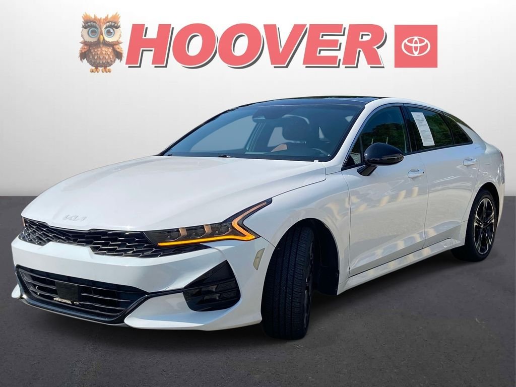 Used 2023 White Kia GT-Line image 5