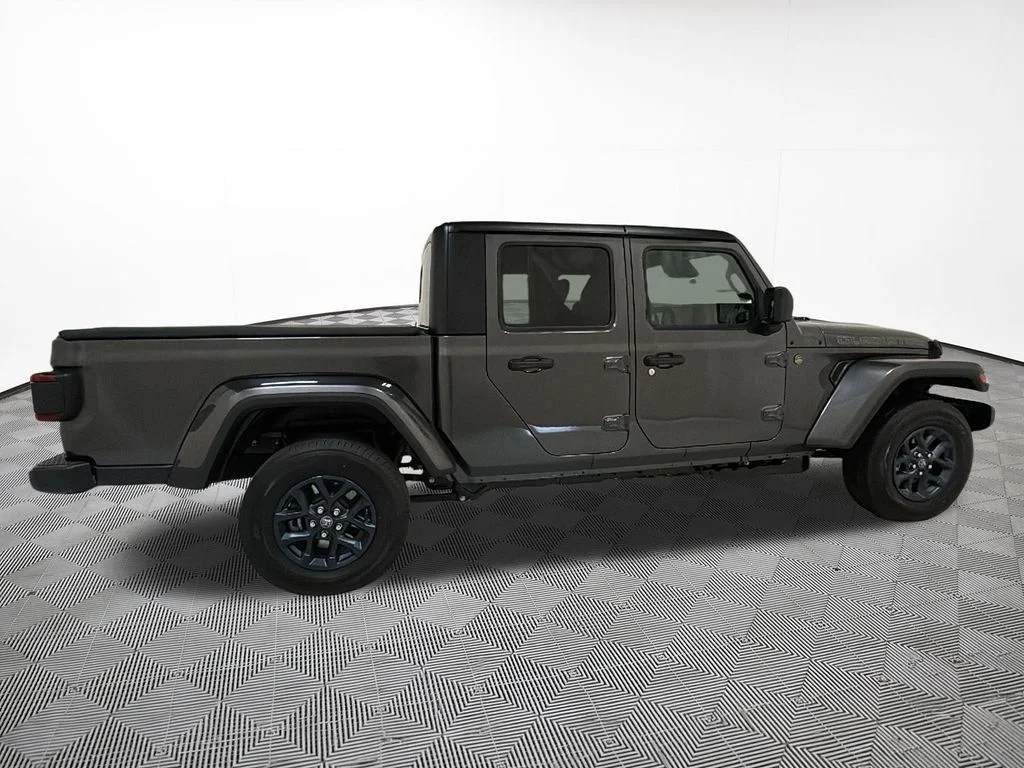New 2026 Granite Crystal Metallic Clear-Coat Exterior Paint Jeep 85th Anniversary Edition image 5