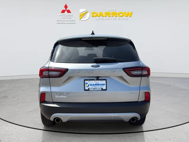Used 2023 Silver Ford Active image 4