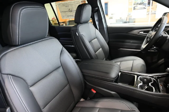 2026 Chevrolet Traverse LT - Photo 8