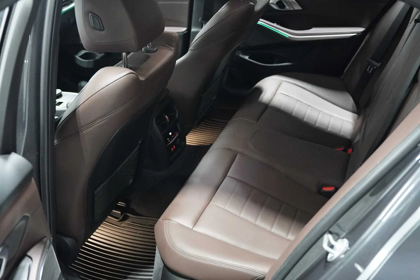 Used 2020 Mineral Gray Metallic BMW M340i xDrive image 22