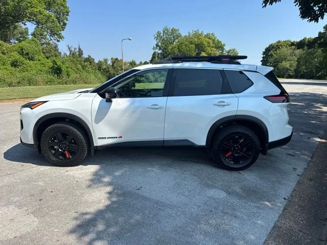 Used 2025 White Nissan Rock Creek image 4