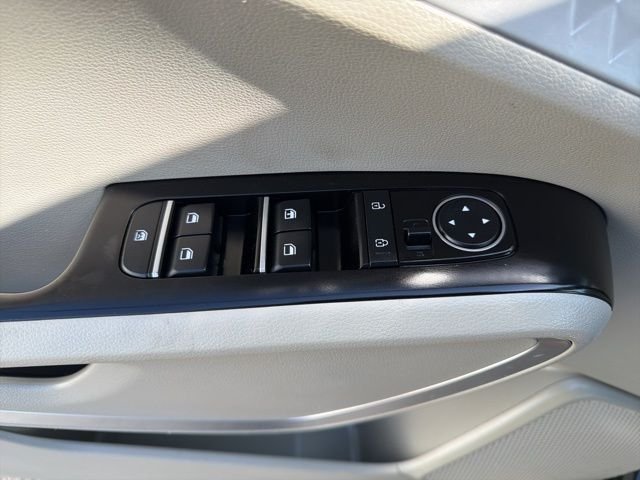 2021 Kia Soul LX - Photo 22